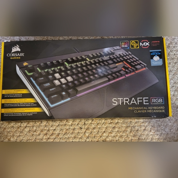 Keyboard Corsair Strafe RGB Mechanical Keyboard Multi Color. UNUSED!! Open Box - Picture 2 of 7